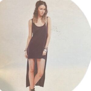 Finders Keepers size  large long sleeved navy sweater /dress high low stretch